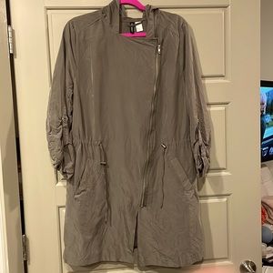 H&M Divided Side Zip Hooded Wind Breaker